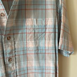 Churchill Downs collared Button Up Short Sleeve Shirt